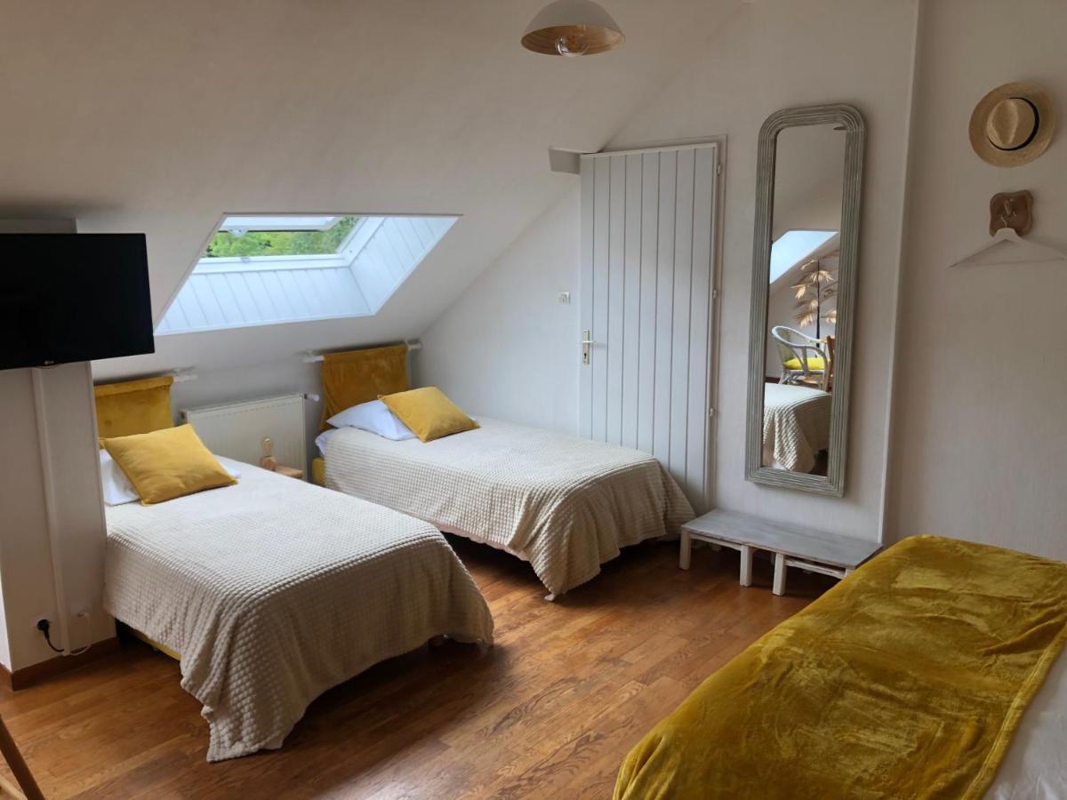 Grande Chambre Familiale Jaune Tout Bonnement Bien Putot-en-Auge Kültér fotó